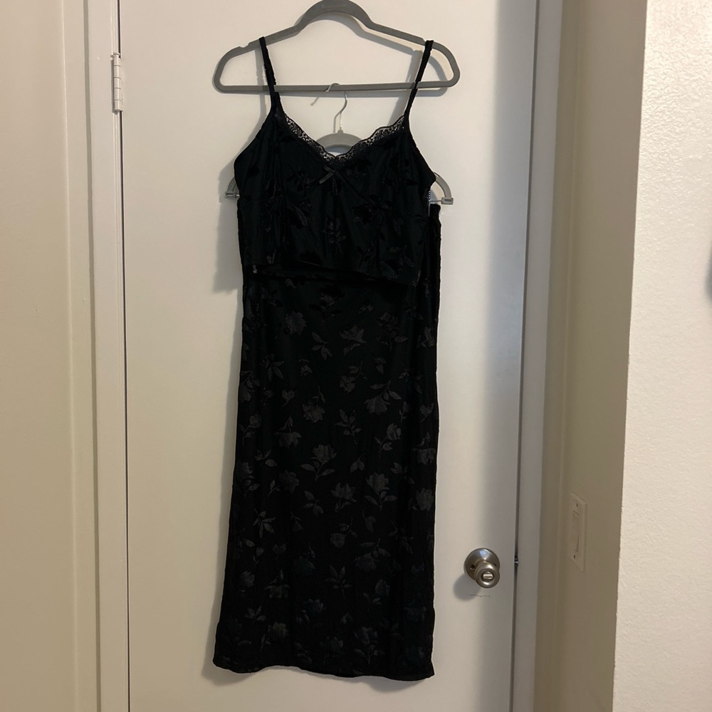 Madden Girl Black 2-piece with Floral Accents